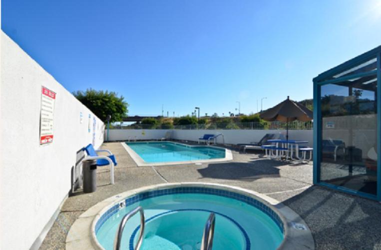 America'S Best Value Inn Of Novato Bagian luar foto
